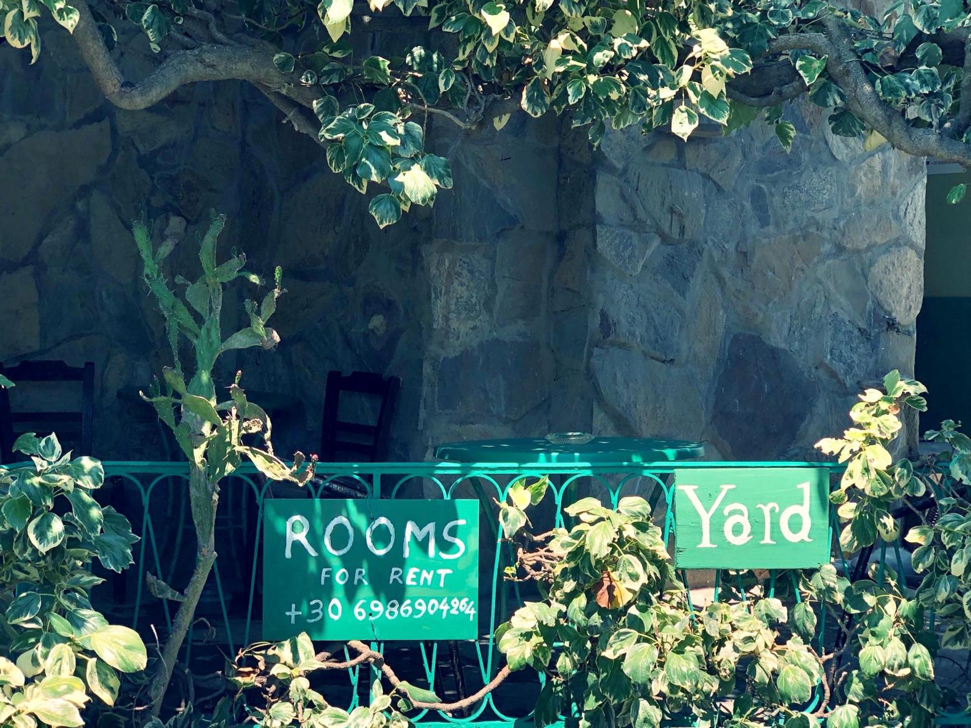 Yard Apartman Asztiráki Kültér fotó